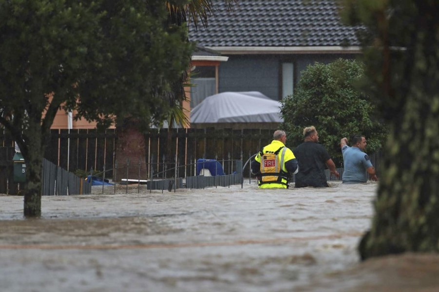 230128001630-01-auckland-nz-floods-012723