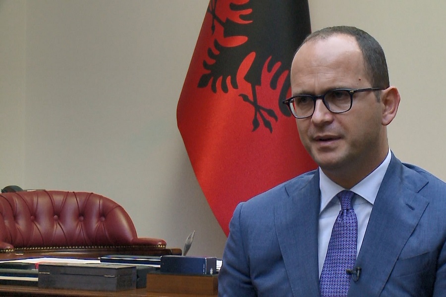 DITMIR-BUSHATI-PER-EMIGRANTET