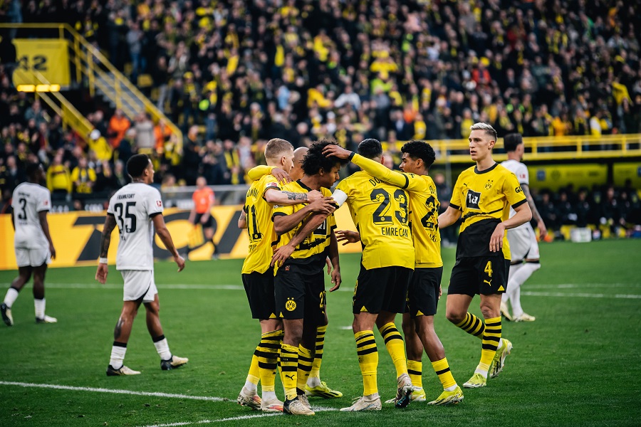 Borussia Dortmund v Eintracht Frankfurt - Bundesliga