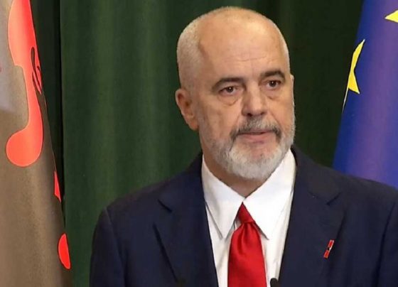 Edi Rama, kryeministër i Shqipërisë