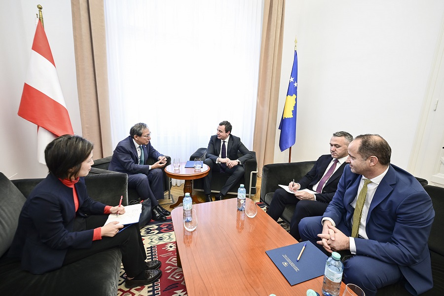 Kurti takoi ambasadorin jorezident të Japonisë për Kosovë, Ryuta Mizuuchi, diskutohen marrëdhëniet dypalëshe