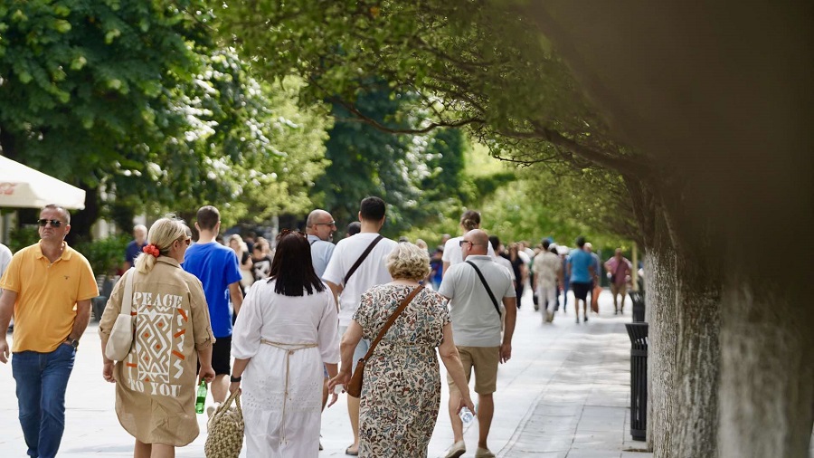 Moti javën e ardhshme, do të ketë rritje të temperaturave