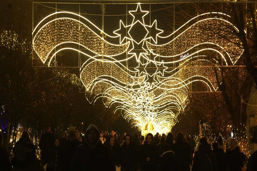 Prishtina me ngjyra festive