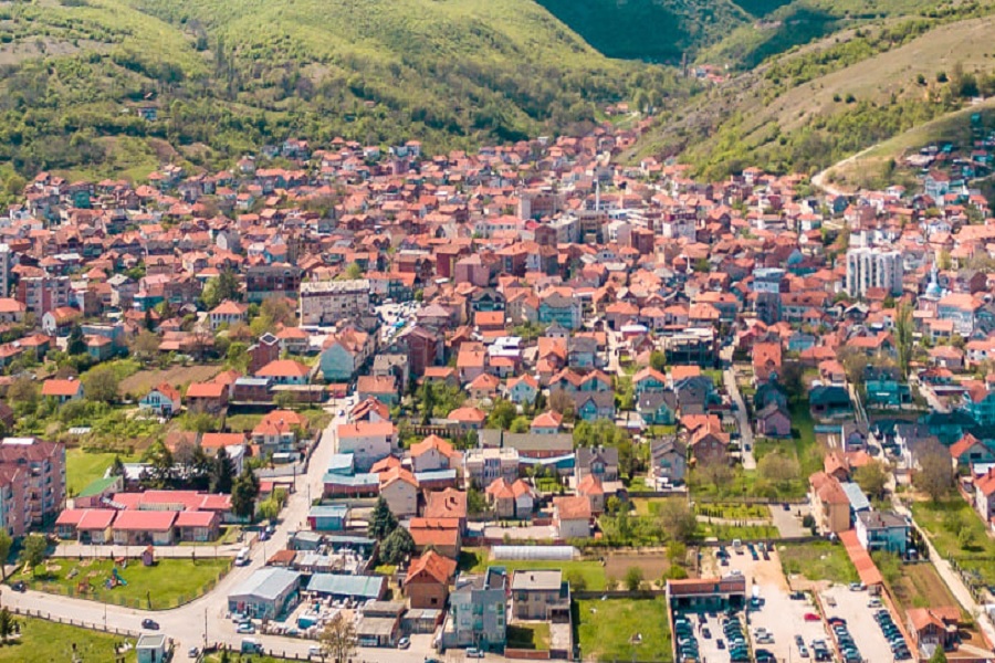 Shqiptarët e Luginës fitojnë të drejta pronësore në Kosovë