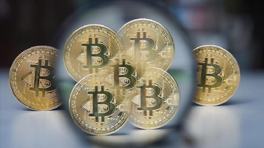 Bitcoin arrin rekord të ri historik