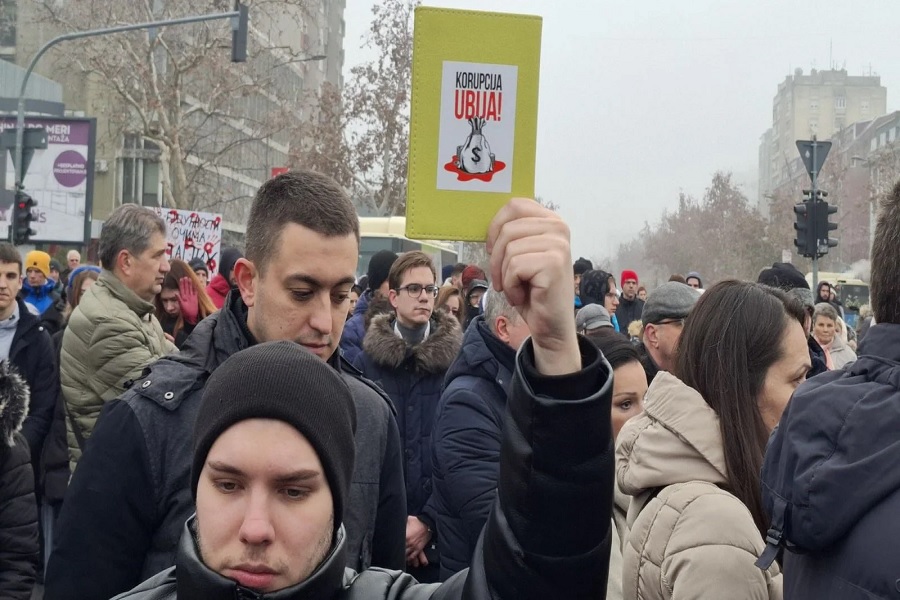 Studentët vazhdojnë protesta kundër Vuçiq në Serbi