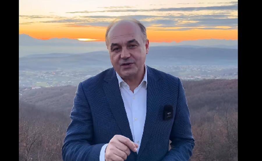 Enver Hoxhaj nga Qafa e Duhlës: PDK do ta lidhë Kosovën me Shqipërinë dhe Maqedoninë