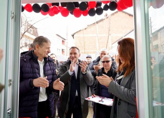 Zogaj inauguron qendrën ndërkomunale të të verbërve të rinovuar në Prishtinë