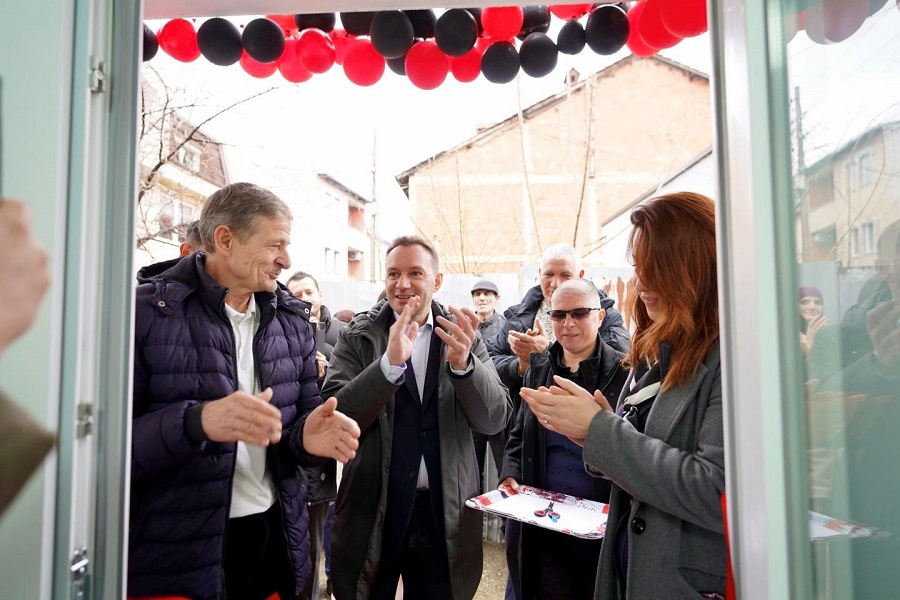 Zogaj inauguron qendrën ndërkomunale të të verbërve të rinovuar në Prishtinë