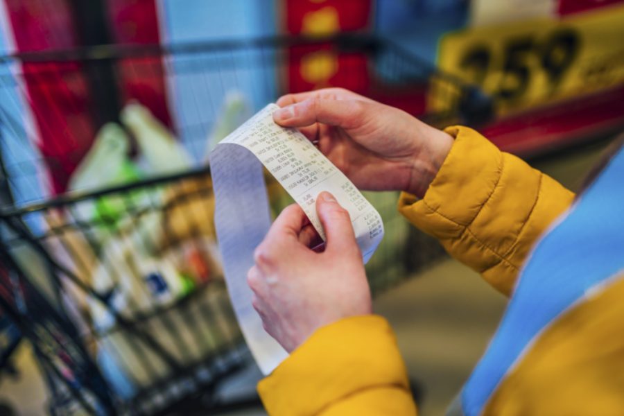 Shkalla e inflacionit të Eurozonës ngadalësohet në 2.4% në shkurt