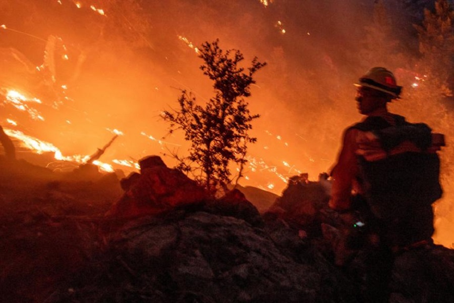 Të paktën 10 të vdekur janë konfirmuar nga zjarret në Los Anxhelos