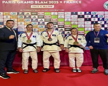 Akil Gjakova e Nora Gjakova sigurojnë medaljet e reja në Paris