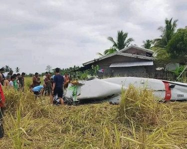 Katër të vdekur nga rrëzimi i avionit në Filipine