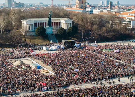 Mbi 200 mijë njerëz protestuan kundër së djathtës ekstreme në Munih