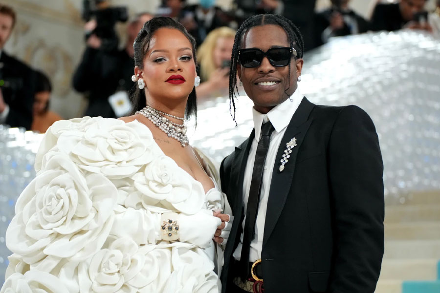 ASAP Rocky dhe Rihanna premtojnë të pagëzojnë fëmijën e tyre sipas avokatit të reperit