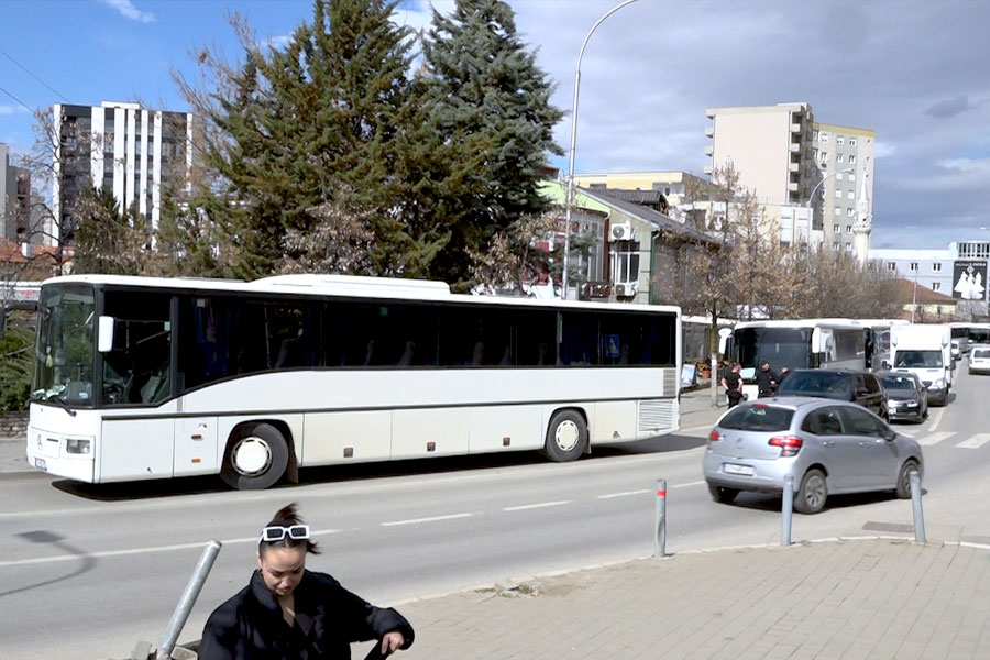 Vazhdon greva e kompanive të linjës së autobusëve Podujevë-Prishtinë