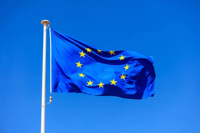 Komisioni Evropian vlerëson avancimin e Shqipërisë në reformën në drejtësi Shqipëria vazhdoi zbatimin e reformës gjyqësore  si dhe Strategjinë Ndërsektoriale të Drejtësisë  thuhet në raportin e Komisionit Evropian për Shtetin e së Drejtës në   
