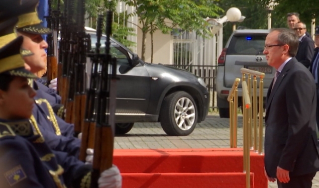 The Kosovo-Serbia dialogue, one of the first challenges of the Hoti Government