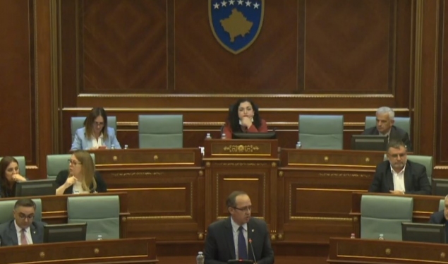 Hoti: Rakic did not remove the Kosovo flag