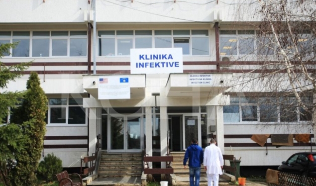 The police has surrounded the Infectious Diseases Clinic