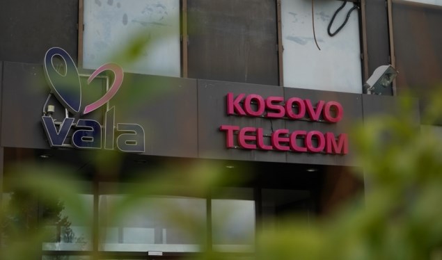 Last night, about 3.5 million euros were taken from Telecom by Dardafon