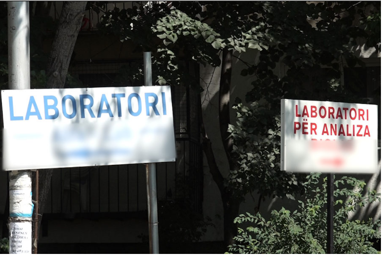 Private laboratories are forcing citizens to take two tests for Covid-19