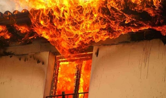 A house in Prishtina has burned down