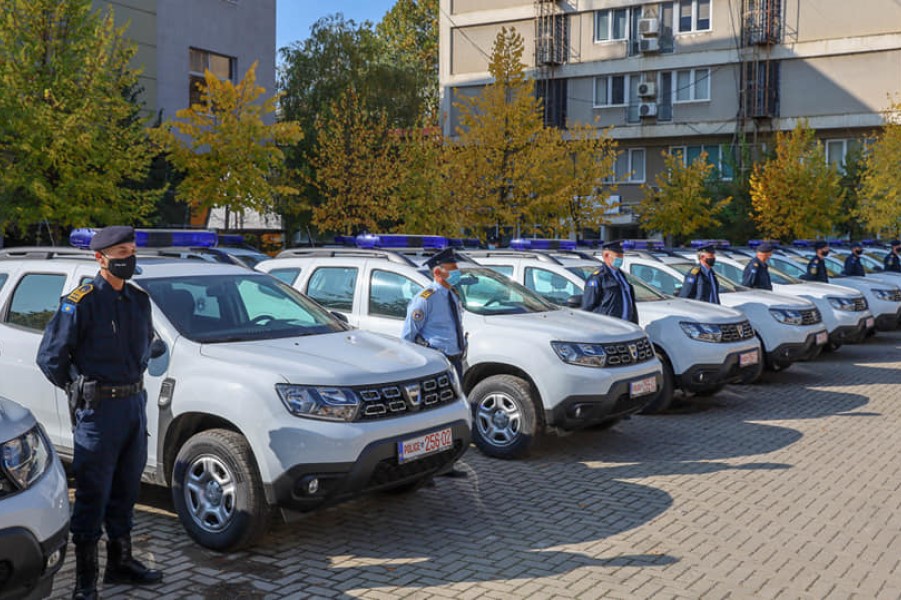 Kosovo Police receives 15 vehicles as a donation