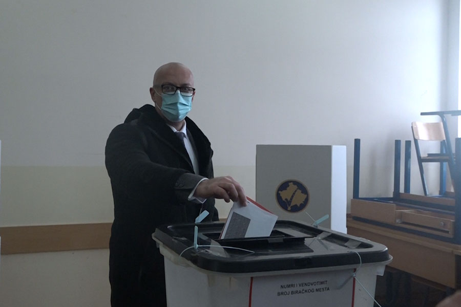 Rakic says all polling stations opened on time, he demands mass turnout of voters