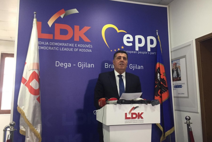 ​Lutfi Haziri formalizes the candidacy for chairman of LDK