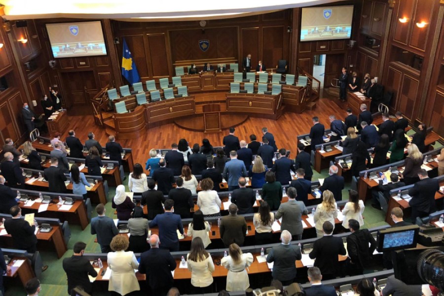 The MPs of the eighth legislature are sworn in