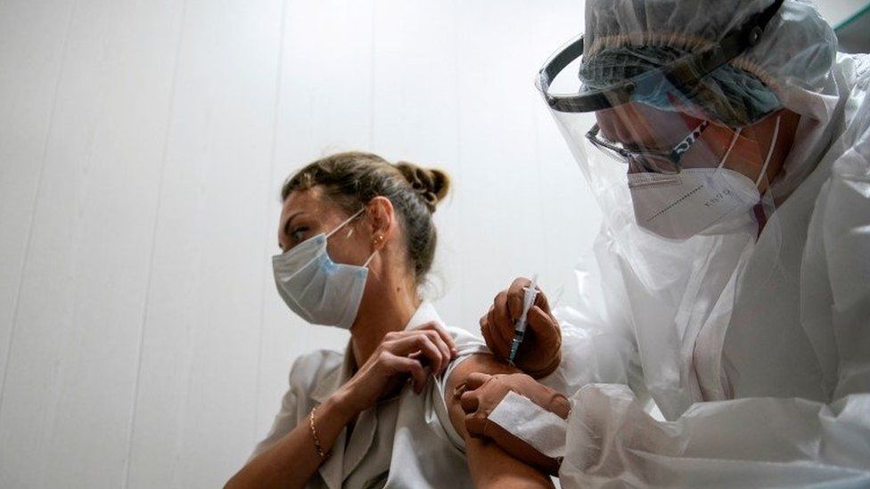 Another 200 Kosovar doctors will be vaccinated today in Kukes