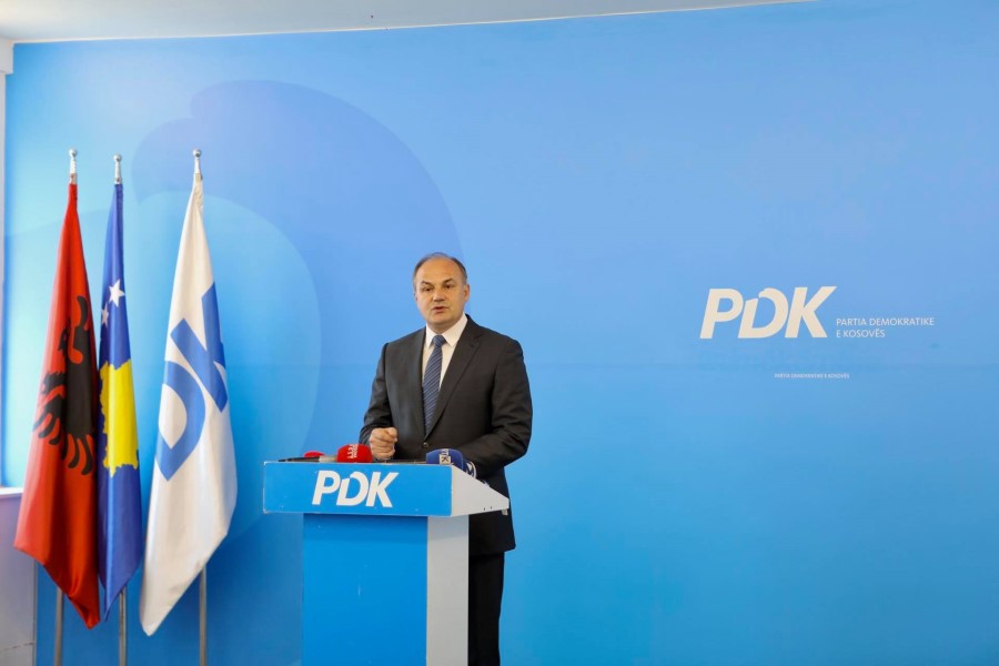 Hoxhaj: PDK does not support Vjosa Osmani for president