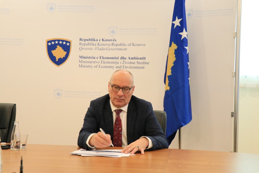 Nitaj, decides to suspend the election of the Chief Executive Officer of the Post of Kosovo