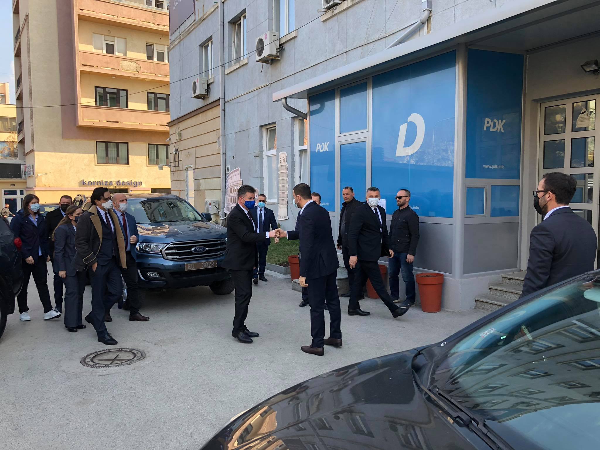 ​Lajcak in PDK, meets Enver Hoxhaj