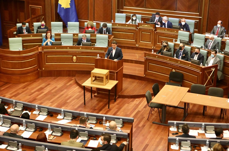 The session for the election of the president continues