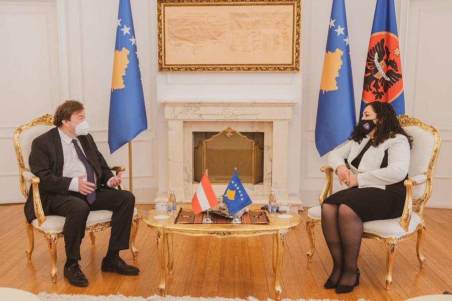 The President of Austria congratulates Vjosa Osmani, promises support for Kosovo