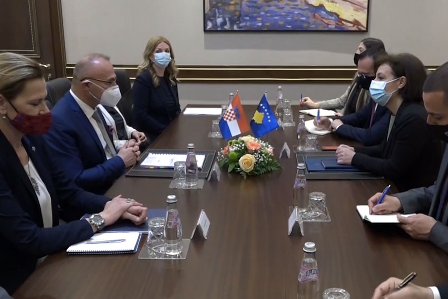 Croatia supports the dialogue and visa liberalization for Kosovo