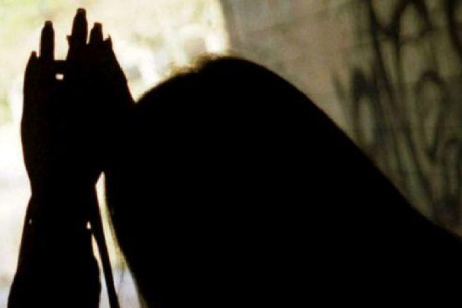 A woman has been raped by five men in Prishtina