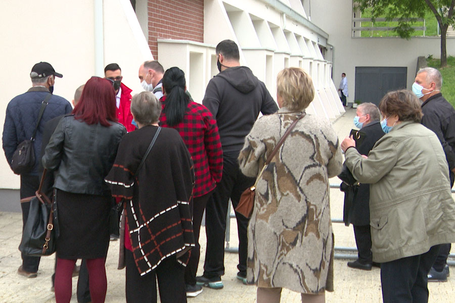 Vaccination continues in the “October 1” hall without a large crowd of citizens