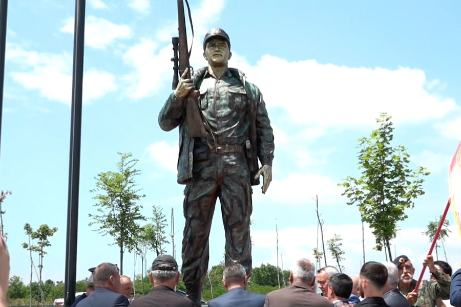 The statue of Hajredin Bajrami is inaugurated in Lipjan