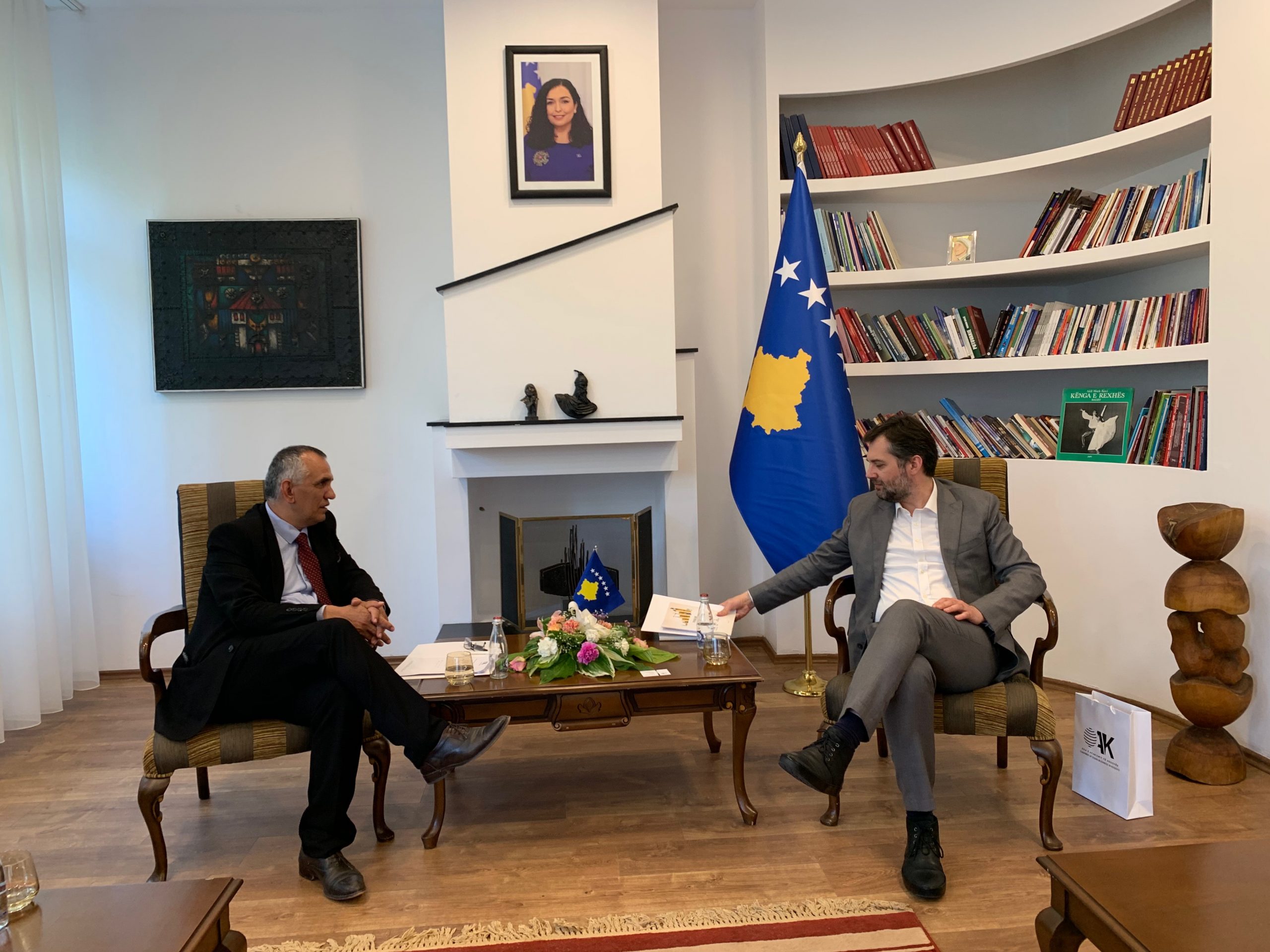 CDBK and Minister Çeku discuss the inclusion of the media in the Law on Sponsorship