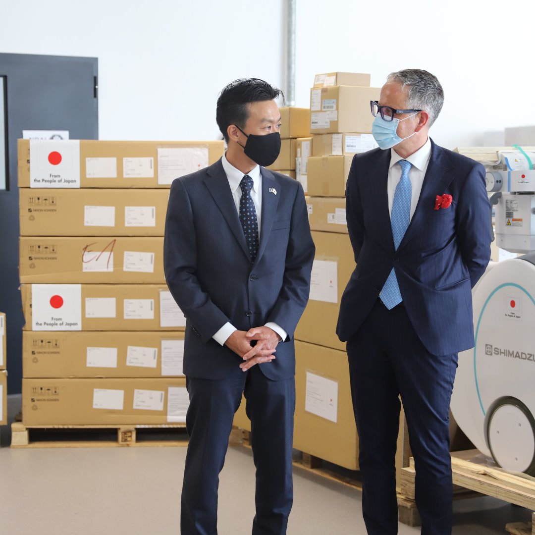 Japan donates medical equipment to HUCSK