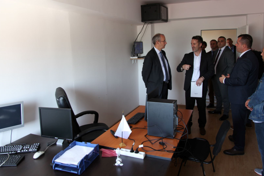 OSCE donates 10 computers to PIK