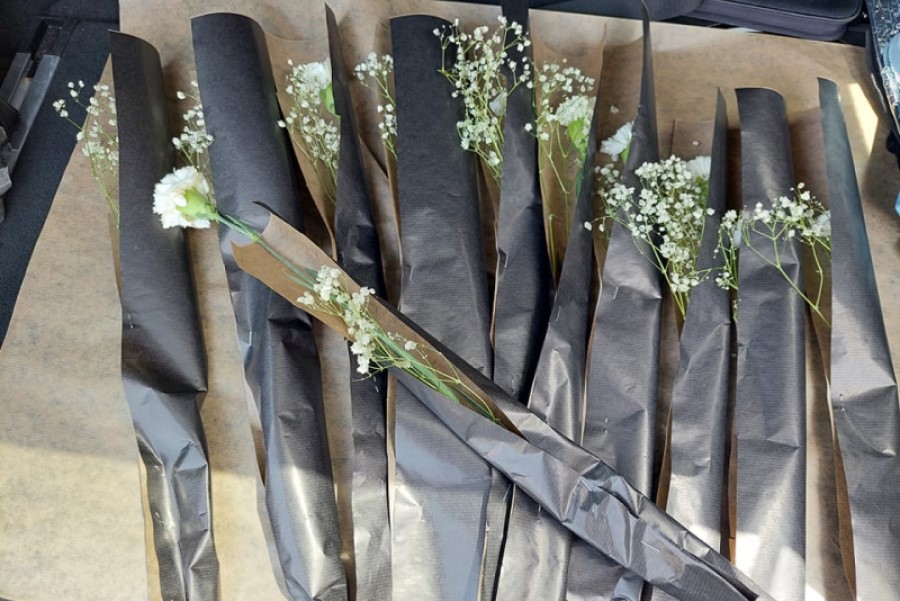 10 white carnations for the 10 lives lost in Sunday’s tragic accident in Croatia