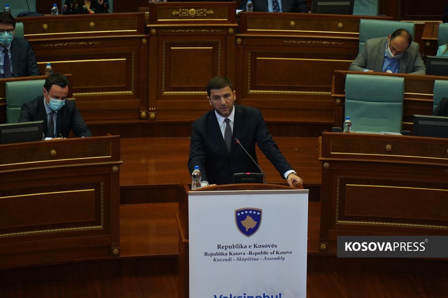 Krasniqi: The government has failed to manage the pandemic, they have allowed the parties and closed the schools