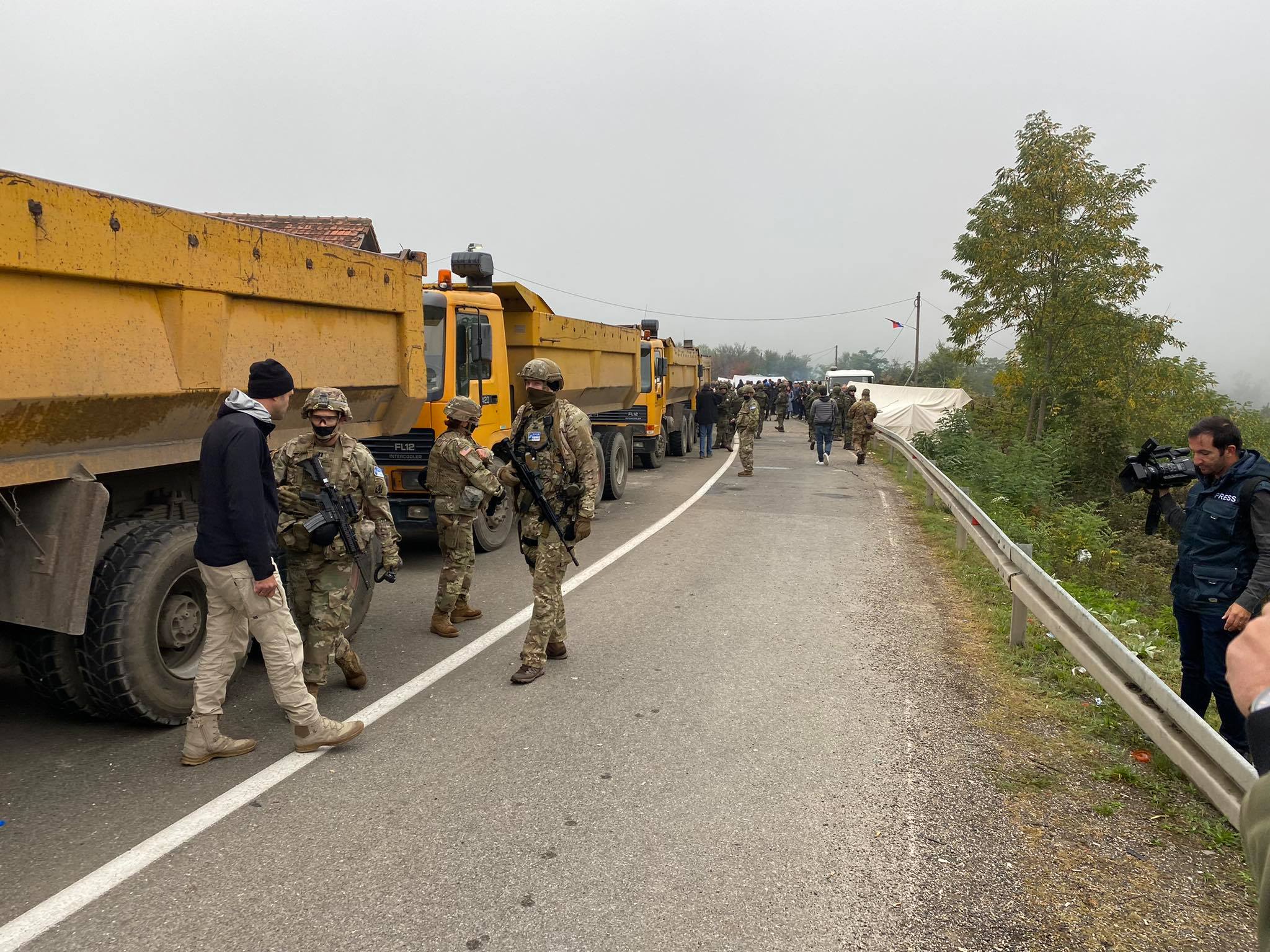 The removal of the barricades in the north begins