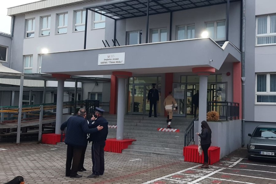 The largest polling station in Gjilan is opened