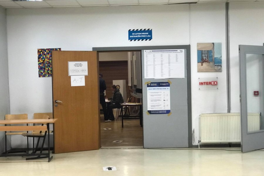 The polling station at the Faculty of Education opens