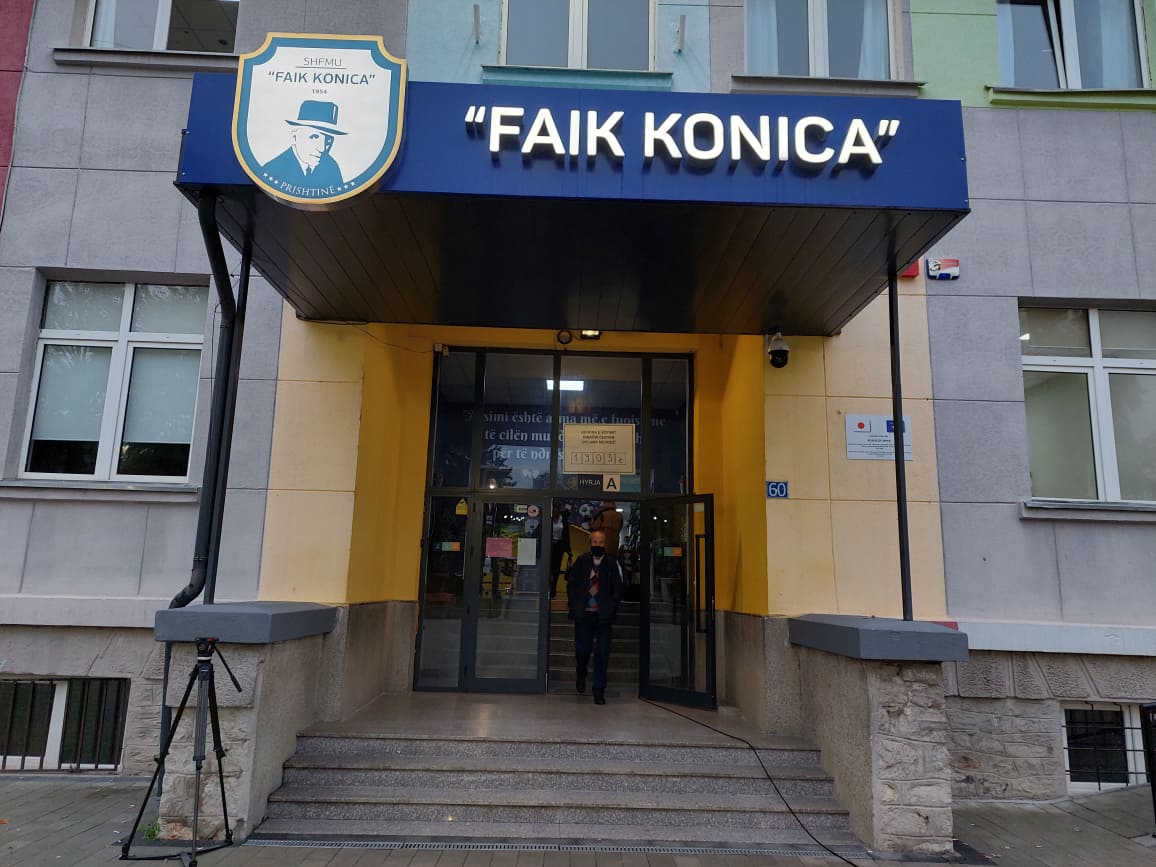 The first citizens vote in “Faik Konica” polling center, wish for better days